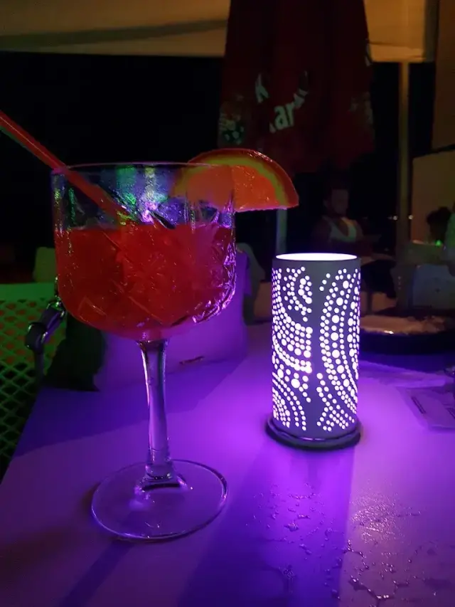 Cocktail in the evening ambience at Bellezza