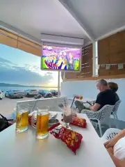 Drinks on the Bellezza terrace with sea view