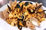 shellfish and seafood pasta at Pizzeria Niko