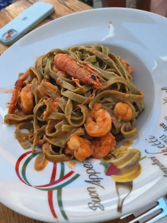 shrimp pasta in Grebastica at Niko