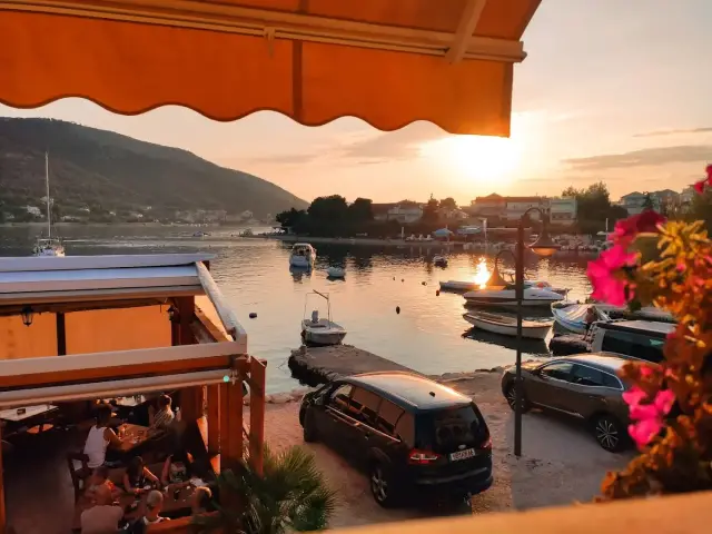 view from Pizzeria Niko terrace toward Grebastica at sunset